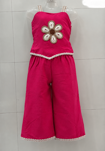 Radiant pink single flower sleeveless top and pant