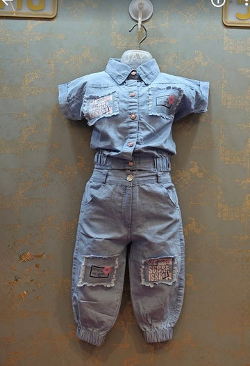 Light blue denim capri set