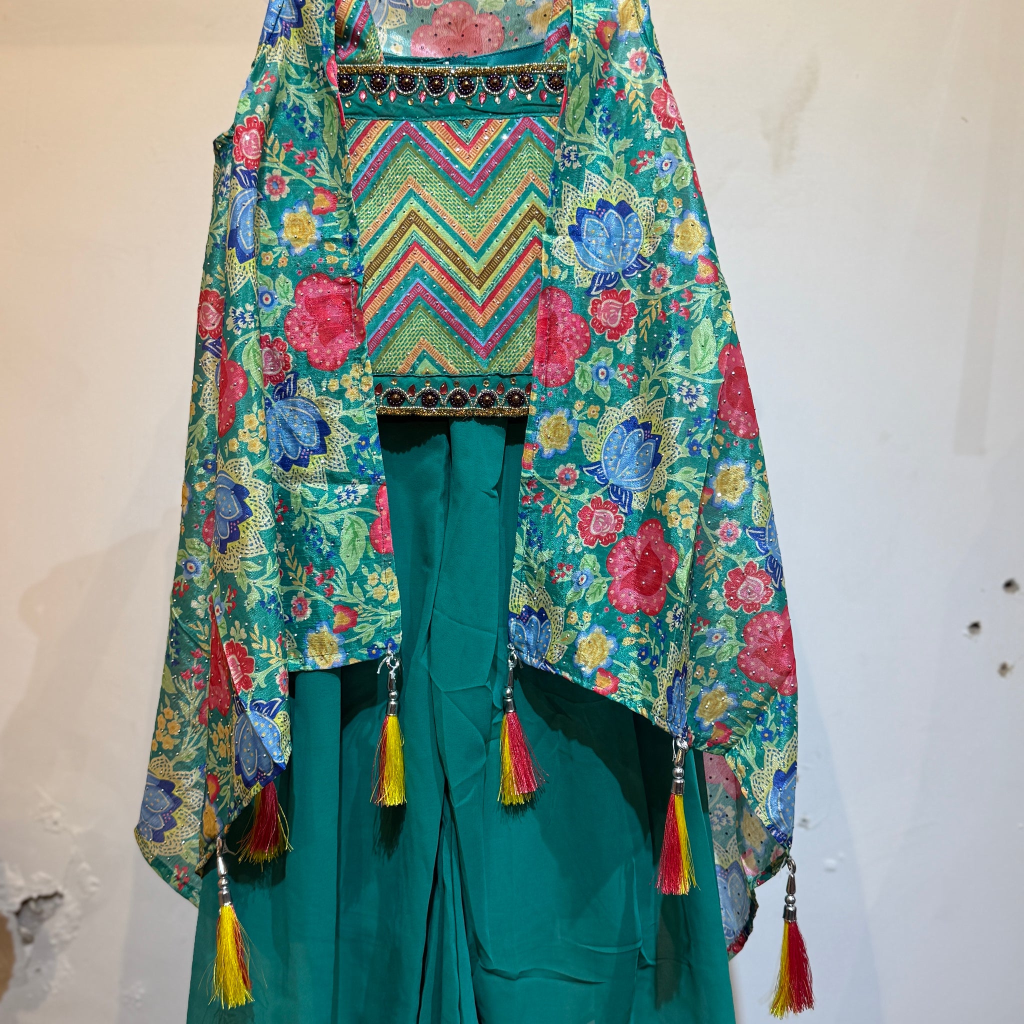 Green flowy shrug with zig zag crop top and palazzo set