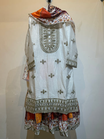 White with multicolor bottom Pakistani gharara